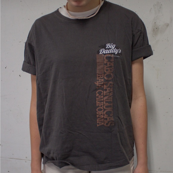 Vintage Garage Tee - Picture 2 of 3